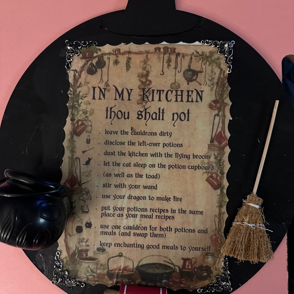 Vintage Kitchen Wall Decor with Black and Brown Accents